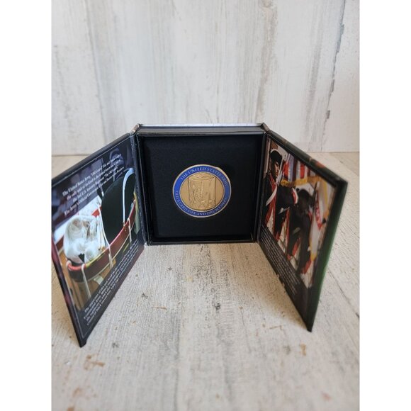White House historical association old guard collectible coin fife drum corps - Picture 1 of 9